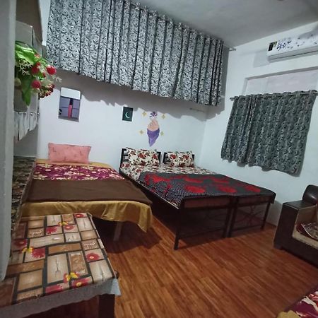 Holiday Home Stay Khajuraho Ngoại thất bức ảnh