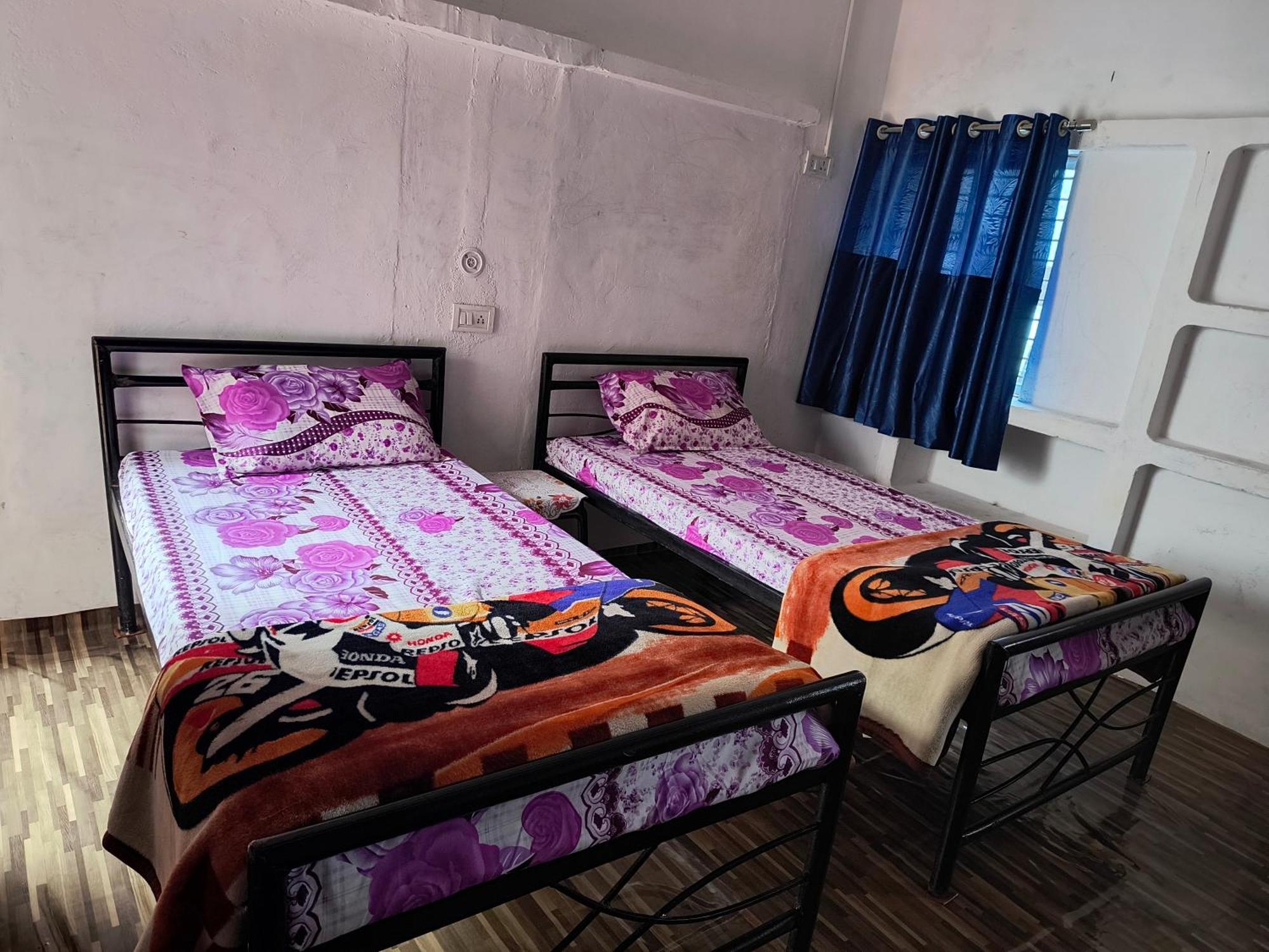 Holiday Home Stay Khajuraho Ngoại thất bức ảnh