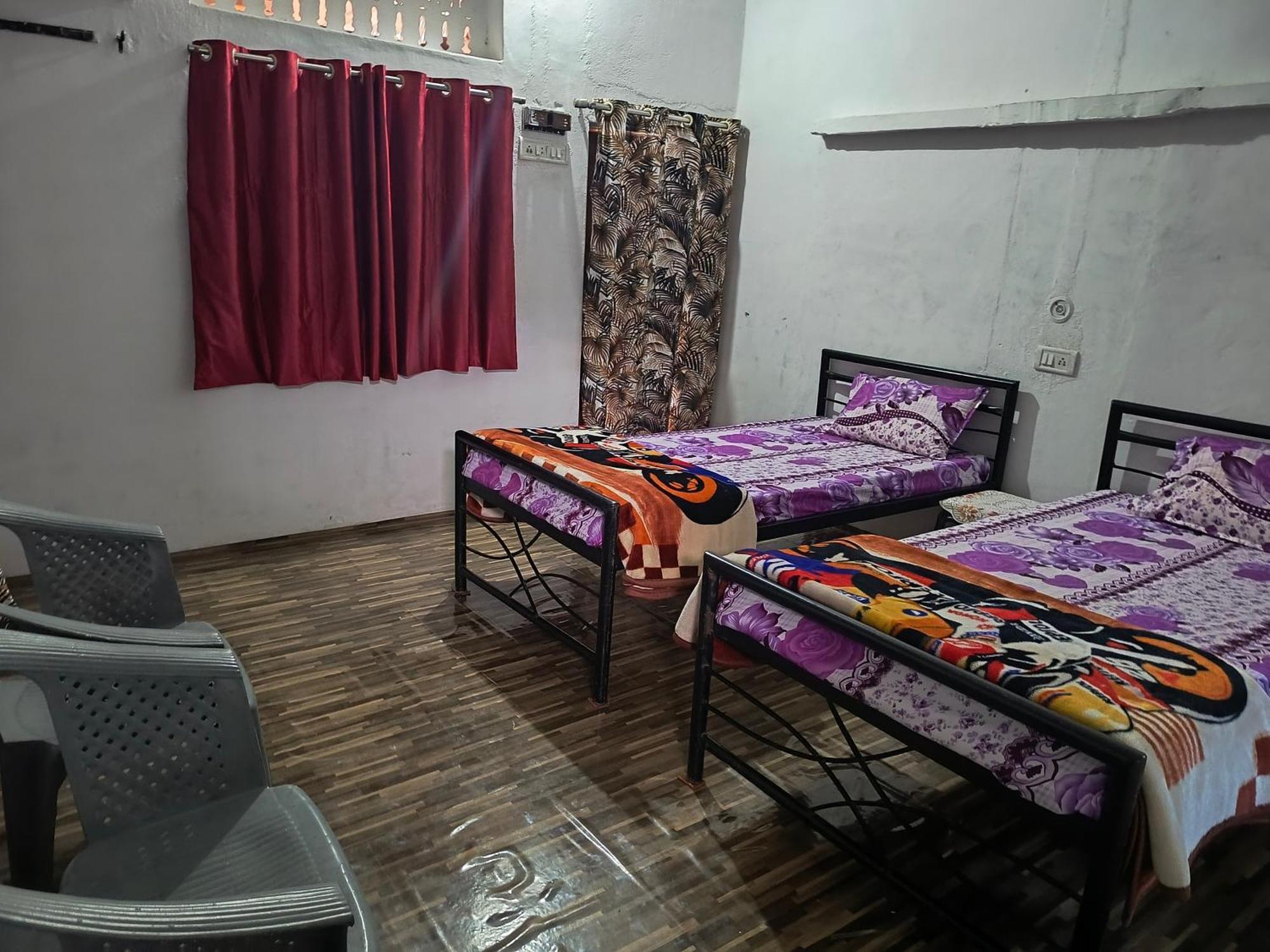 Holiday Home Stay Khajuraho Ngoại thất bức ảnh